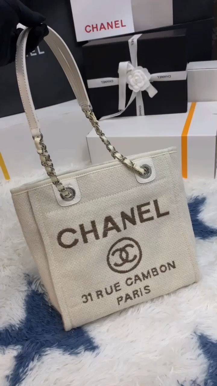 CHANEL Chain Shoulder Bag Turnlock White x black