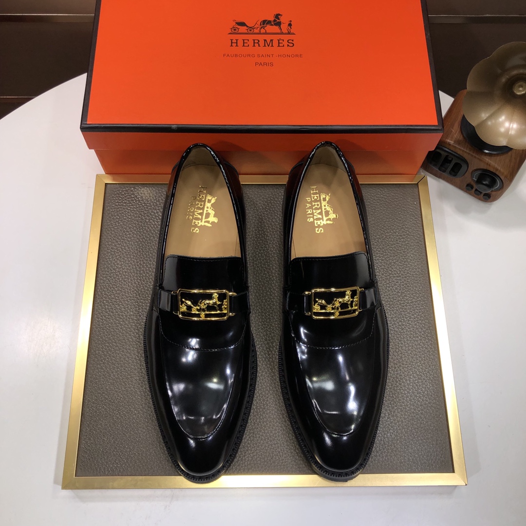 J0 爱马仕 Hermes 正装皮鞋专柜原单，高端定制，一直坚持使用大量手工制作，头层牛皮，原版1:1拆解套楦，羊皮内里’原版开模大底，高级定制的最佳组合 ，上脚超赞’随意出入各种场合码38-44