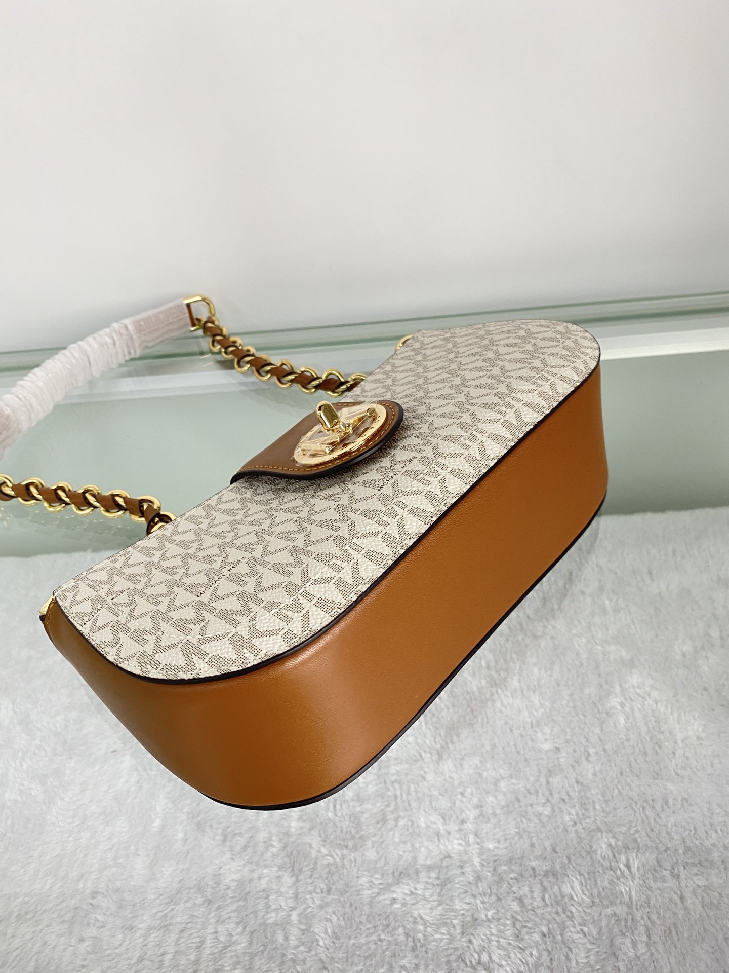 Michael Kors ～MK Carmen 超小号老花腋下包新月包迷你手提单肩包