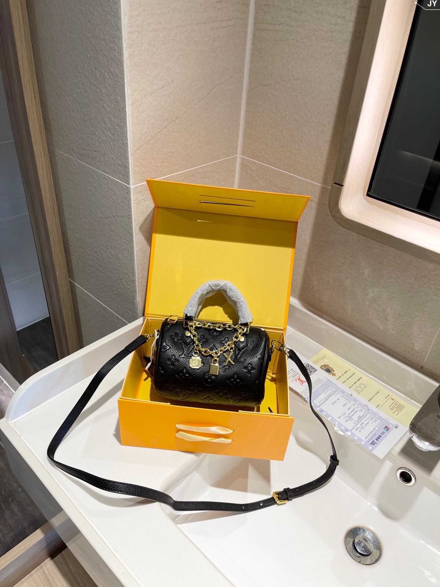 Yupoo Gucci Bags Watches Nike Clothing Jordan Yeezy Balenciaga Shoes
