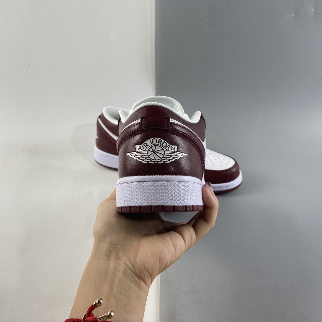 P200   Air Jordan 1 Low AJ1低帮时尚休闲板鞋 DC0774-116