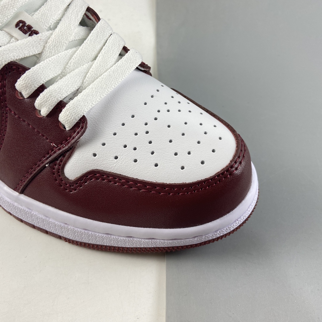 P200   Air Jordan 1 Low AJ1低帮时尚休闲板鞋 DC0774-116