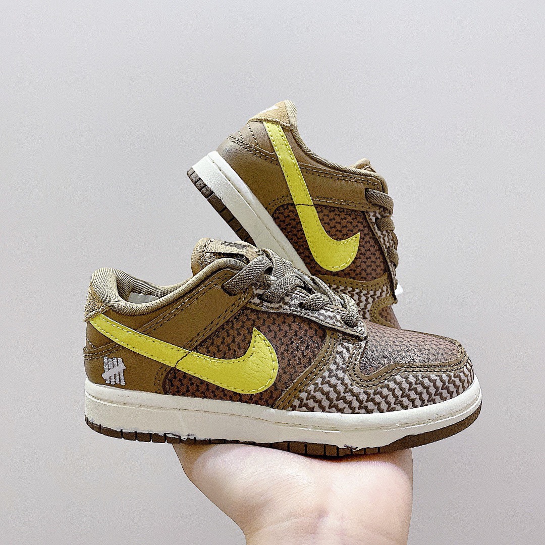 图片[6]-调价 NK SB Dunk亲子板鞋，尺码：24-39 限定新配色❤火遍全世界🔥🔥🔥完爆市场，市面唯一正确版💥💥彻底被问炸了👏🏻👏🏻刷新迄今为止童鞋的最高纪录🥇外观我打100分！舒适度爆棚，搭配指数五颗星⭐⭐⭐⭐⭐给娃安排上↑-选品中心