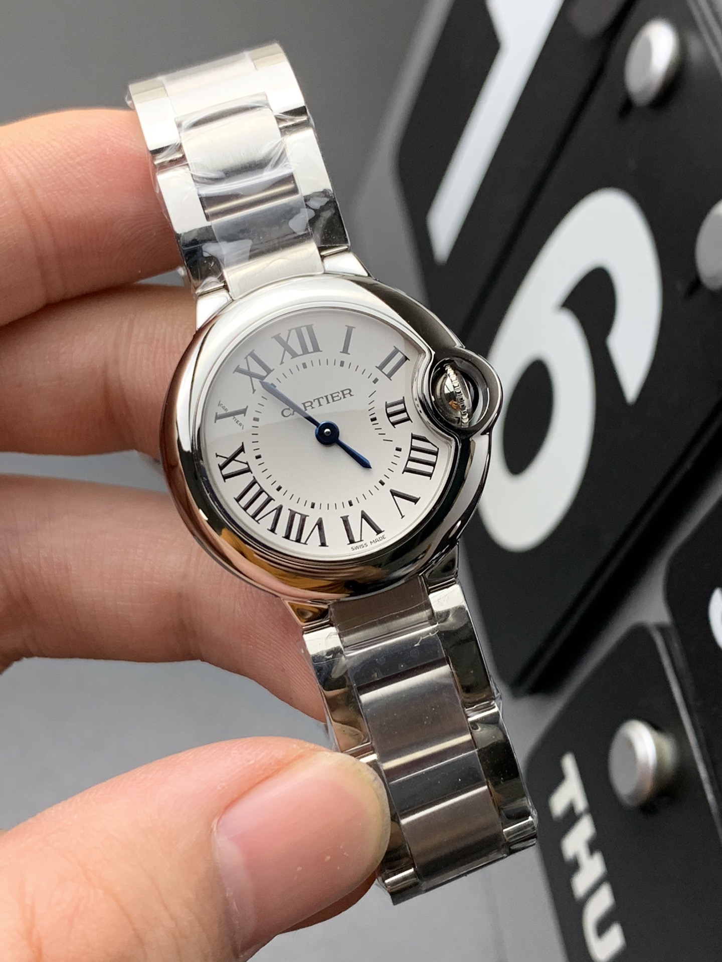 Cartier V6 28小气球