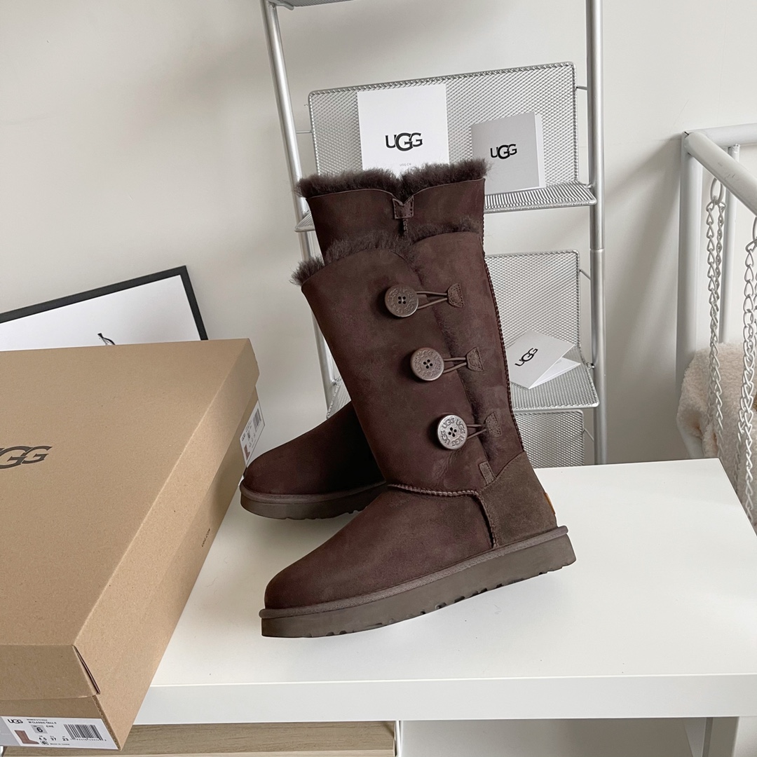 NO:547026,[Top waterproof version] Laser anti-counterfeiting label 1016227 (1873) - Bailey button high tube 2.0 Top chip version, super waterproof, genuine shoe style, Longfeng A-grade sheepskin, all details can be compared at will, support in store Shoe size 35-40 Color black, gray, maroon, smart color, sand color, snow boots, boots, sheepskin19860909【顶级防水版本】镭射防伪标 1016227（1873）-贝莉纽扣高筒2.0 顶级芯片版本,超强防水,正版鞋型,隆丰A级羊皮毛一体,所有细节随意对比,支持放店 鞋码35-40 颜色黑,灰,栗色,巧色,沙色,雪地靴,boots,sheepskin,Women's Shoes