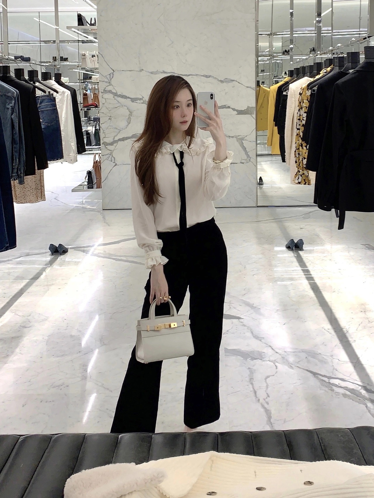 Ysl 𝑴𝑨𝑵𝑯𝑨𝑻𝑻𝑨𝑵 𝑵𝑨𝑵𝑶曼哈顿手提包 牙签纹奶白色金扣593741