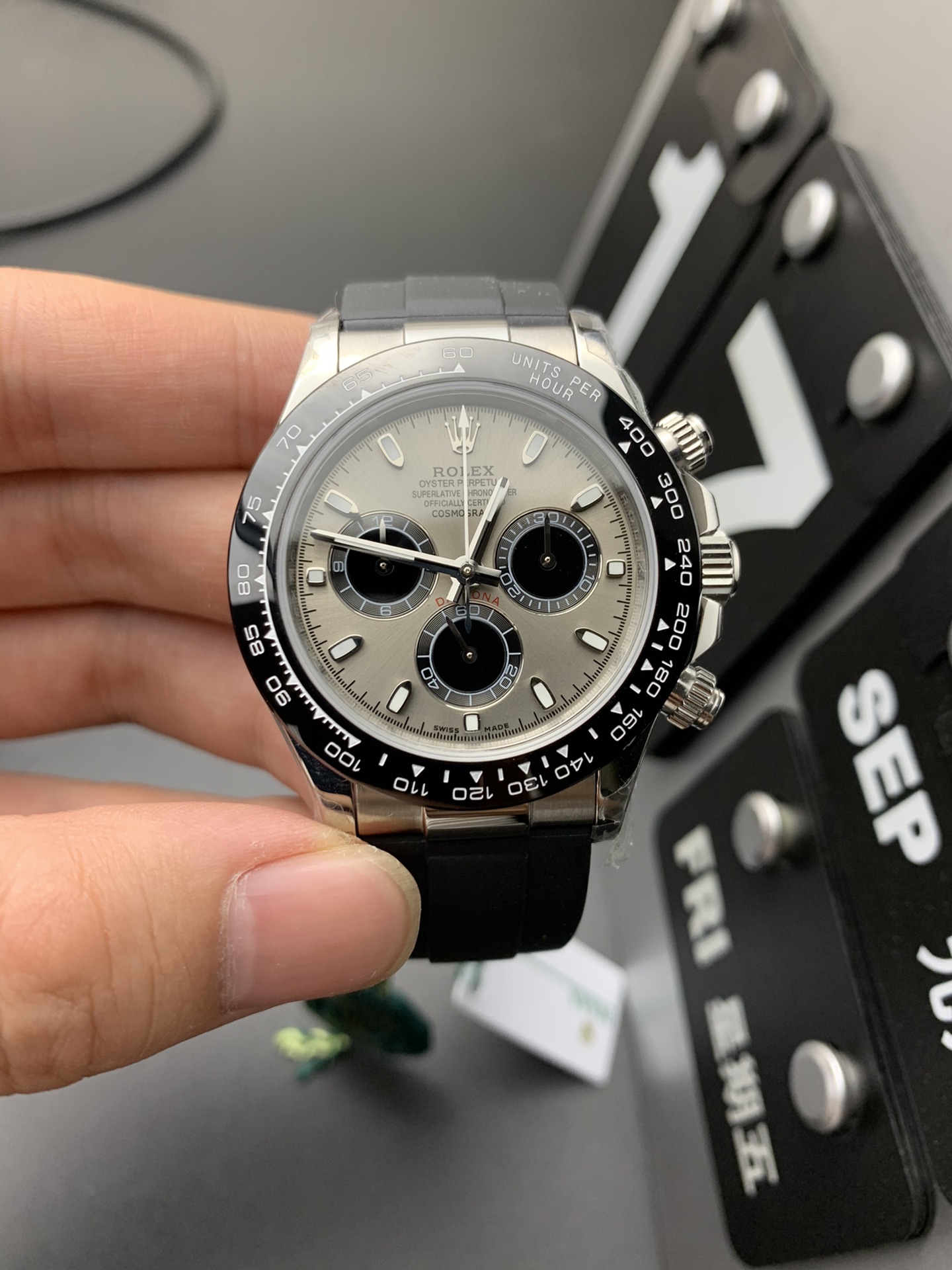 Rolex 灰迪