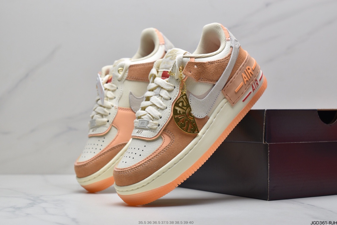 180 空军一号 AF1 解构风格 马卡龙 红白 AIR FMRCE 1 休闲运动板鞋DM8157-700-莆田鞋,莆田鞋货源,高仿鞋,高仿鞋货源,安福档口,莆田高仿鞋,莆田鞋批发,高仿鞋批发,莆田高仿运动鞋,高仿运动鞋,莆田运动鞋 180 空军一号 AF1 解构风格 马卡龙 红白 AIR FMRCE 1 休闲运动板鞋DM8157-700