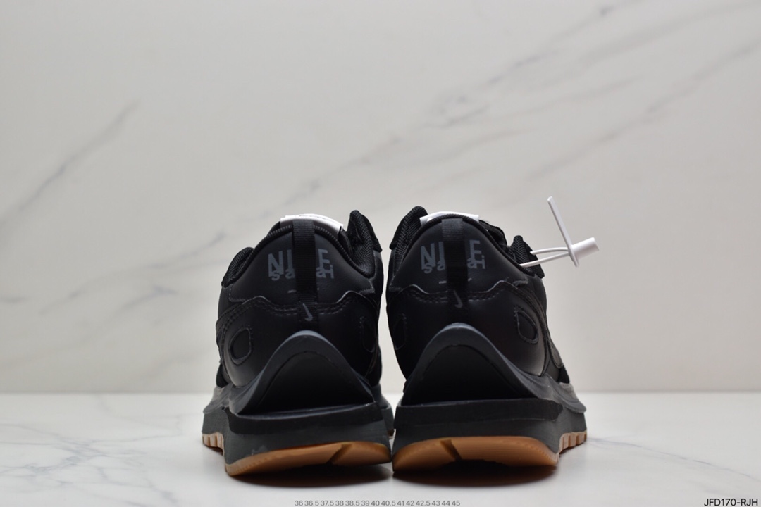 170 耐克Sacai X NIKe regasus vaporrly SP 华夫三代3.0走秀