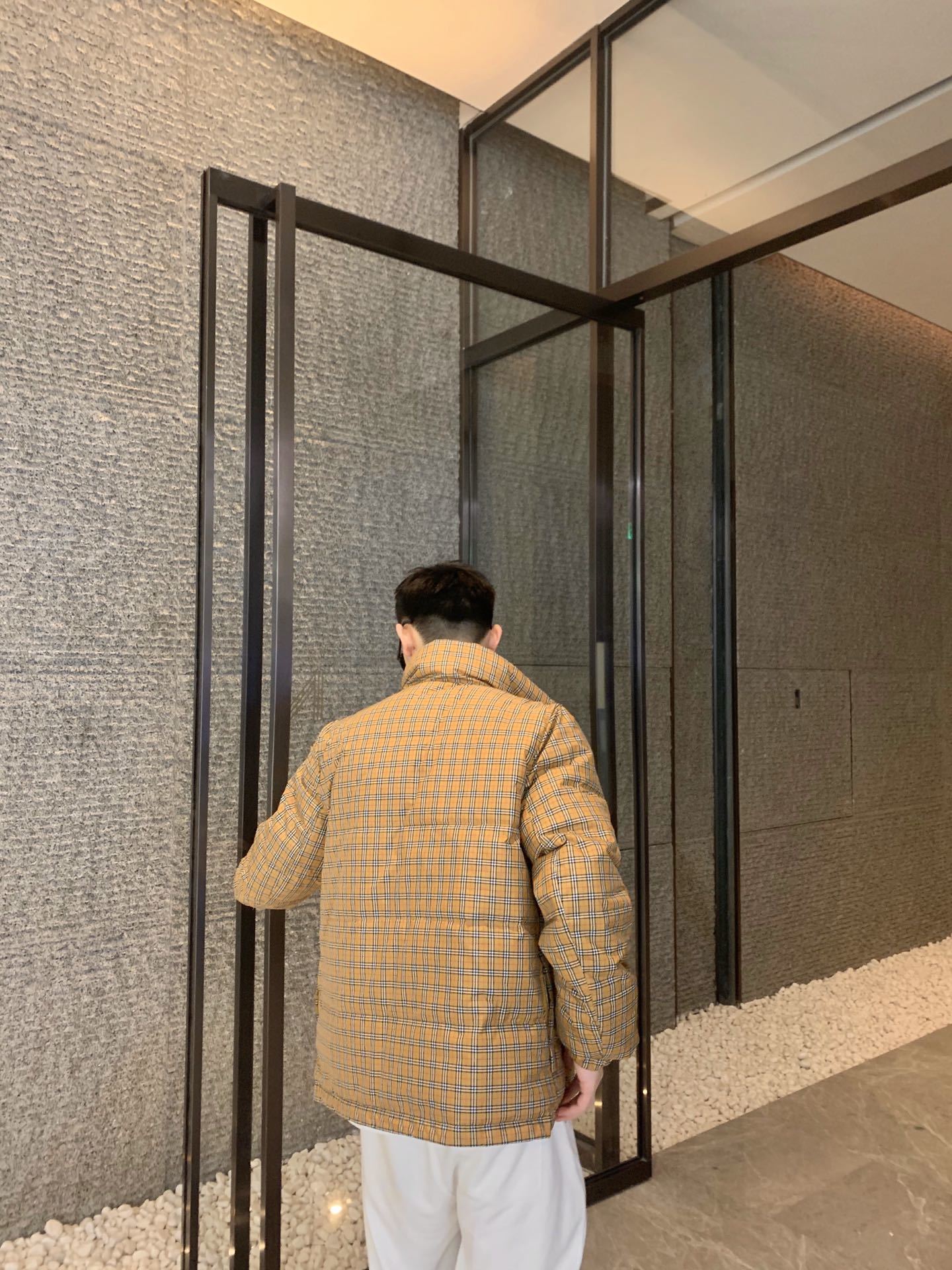 羽绒服-。 BBR细格双面穿立领羽绒服外套!高端双面羽绒,搭配Vintage格纹配色!格子面全衣定位对格