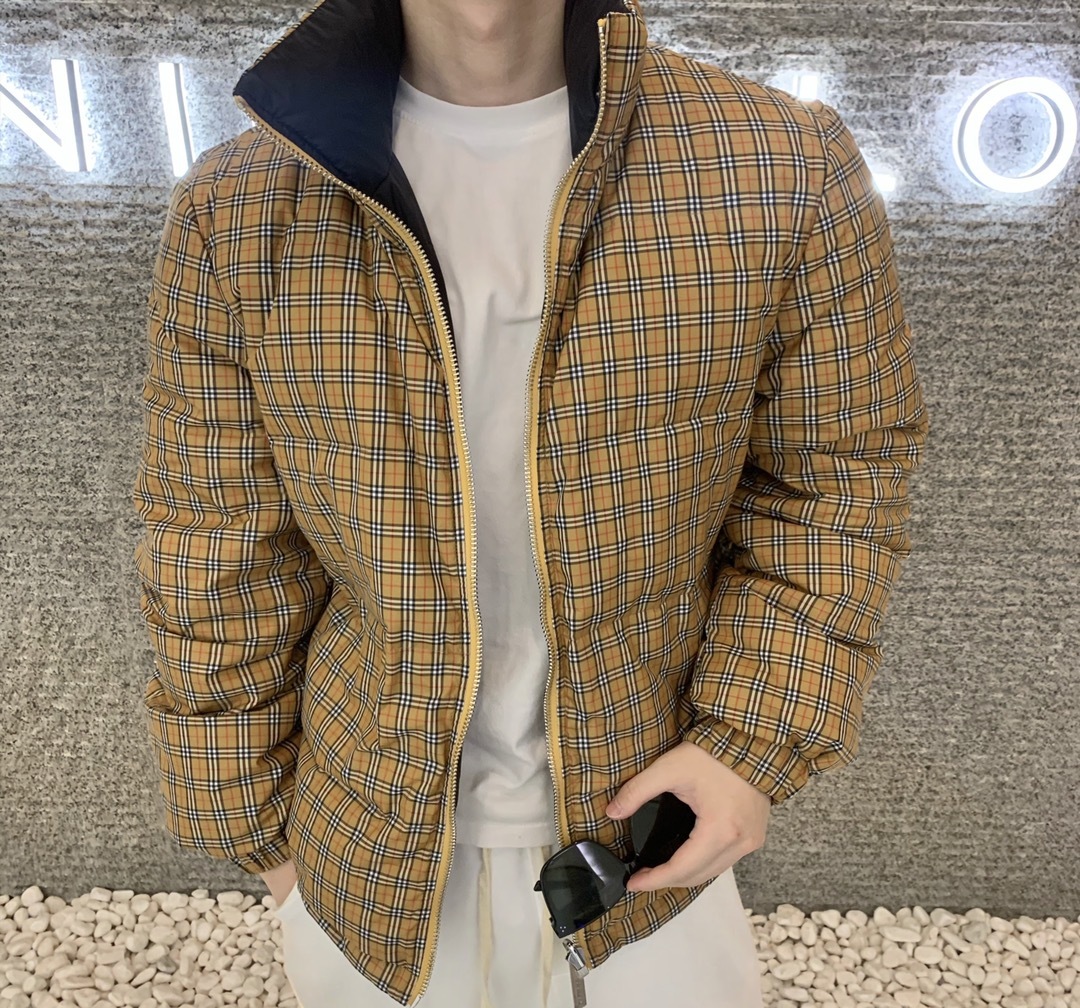 羽绒服-。 BBR细格双面穿立领羽绒服外套!高端双面羽绒,搭配Vintage格纹配色!格子面全衣定位对格