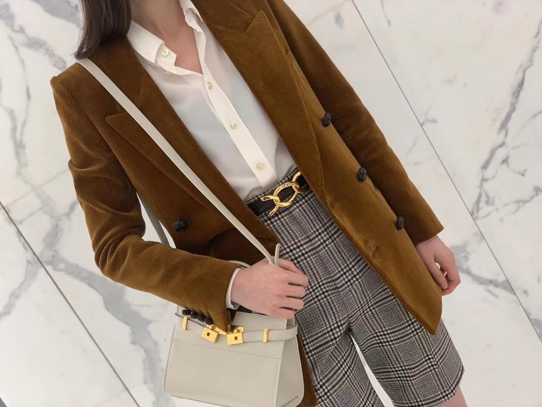 Ysl 𝑴𝑨𝑵𝑯𝑨𝑻𝑻𝑨𝑵 𝑵𝑨𝑵𝑶曼哈顿手提包 牙签纹奶白色金扣593741