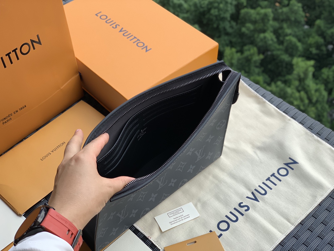 非市场普通货 进口皮料半钢五金 m61692尺寸27 x 21 x 6 cm 国外渠道货！正宗原厂老花料