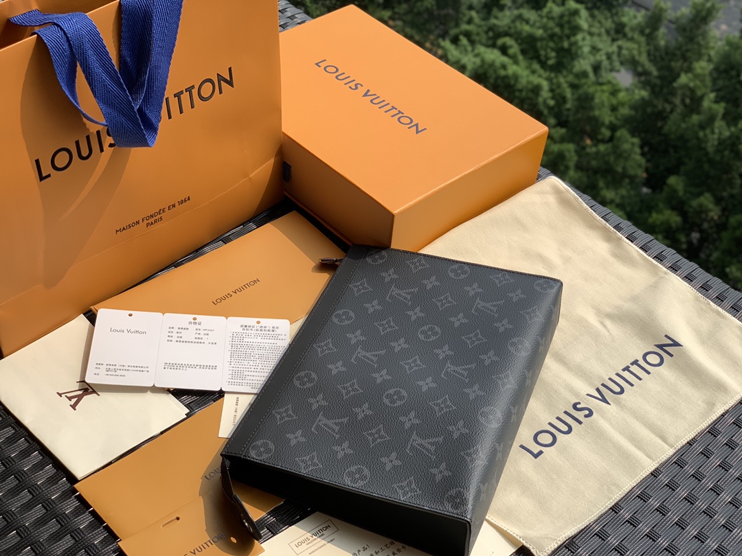 非市场普通货 进口皮料半钢五金 m61692尺寸27 x 21 x 6 cm 国外渠道货！正宗原厂老花料