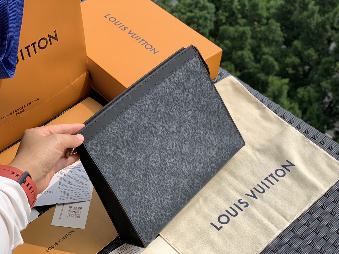 非市场普通货 进口皮料半钢五金 m61692尺寸27 x 21 x 6 cm 国外渠道货！正宗原厂老花料