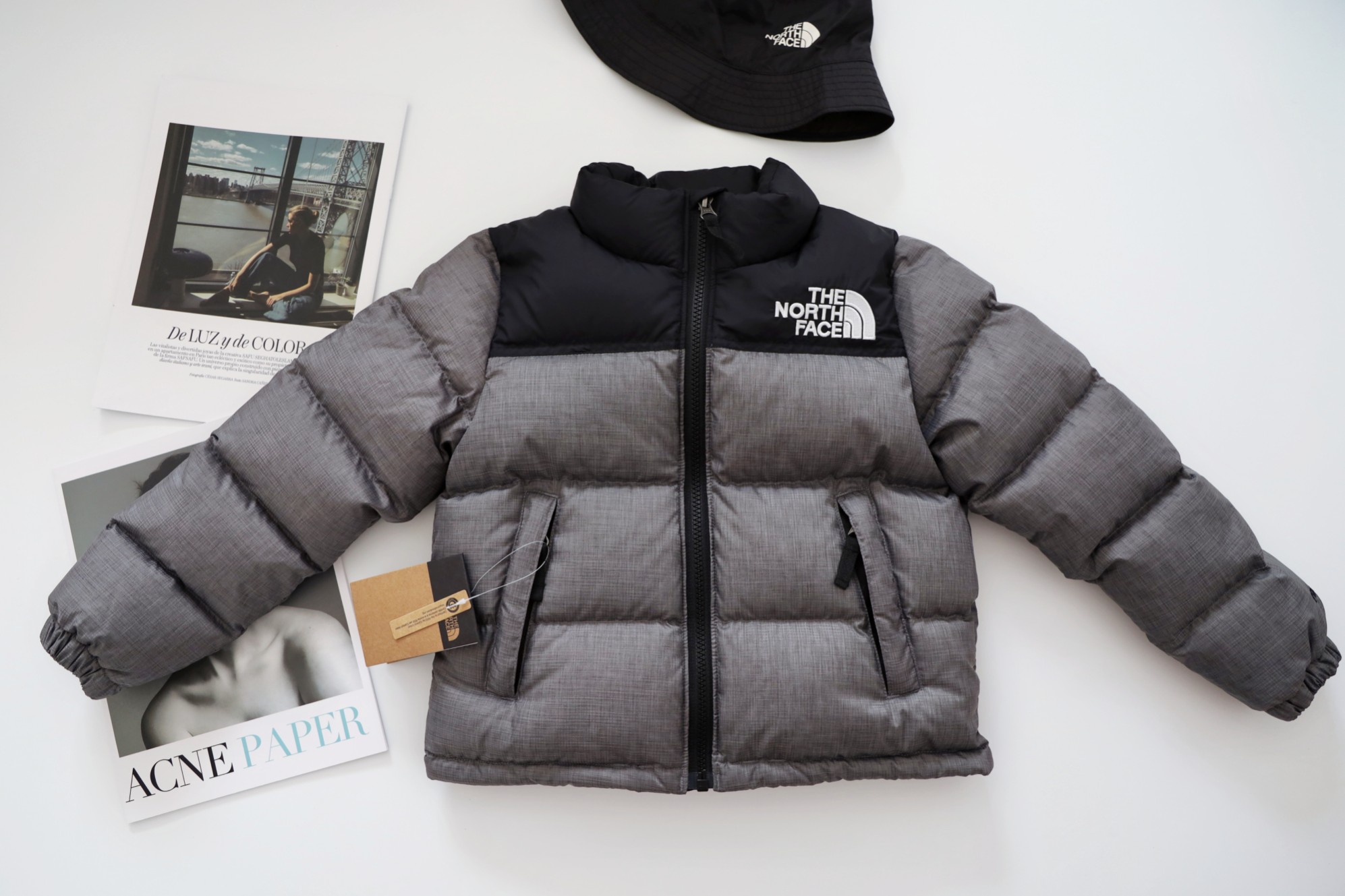 The North Face Manteaux & Blousons Veste En Duvet Vêtements Pour Enfants Gris Blanc Broderie de fleurs Les enfants Fille Unisexe Duvet canard blanc