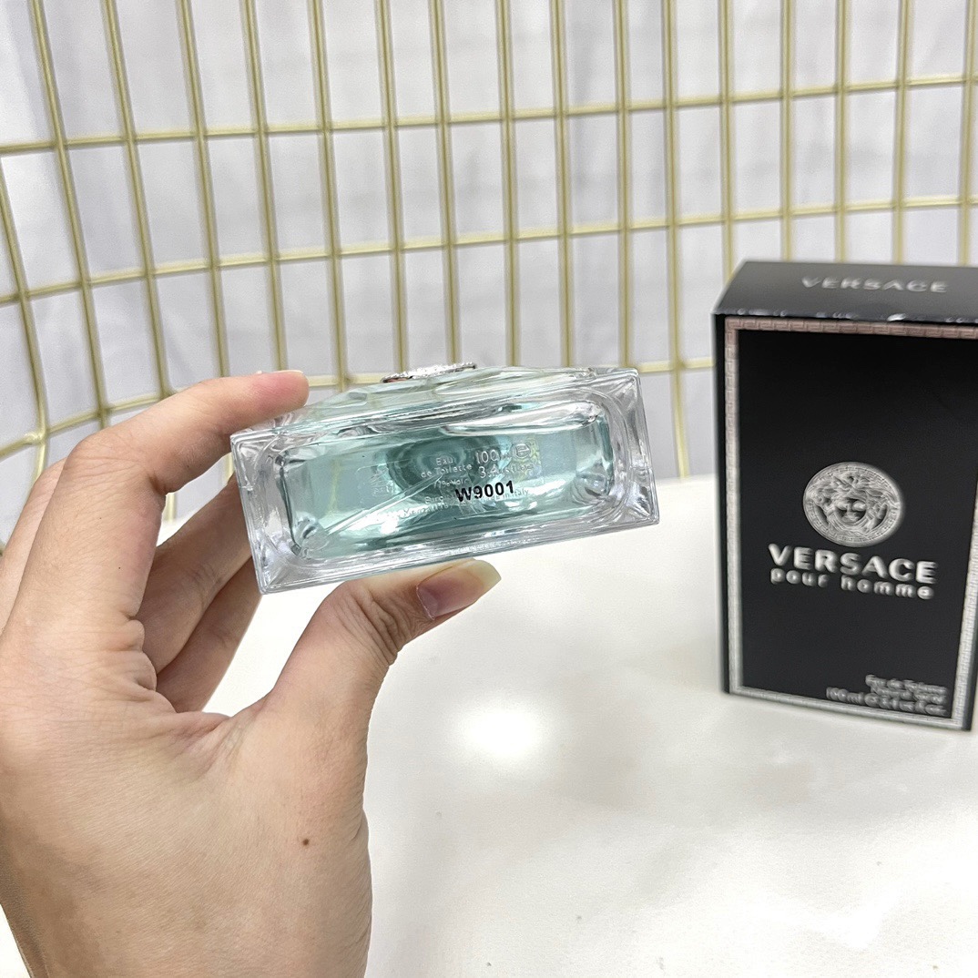 Versace Pour Homme Eau de Toilette - 3.4 oz Men's Spray 7 i1631929995 8740 4