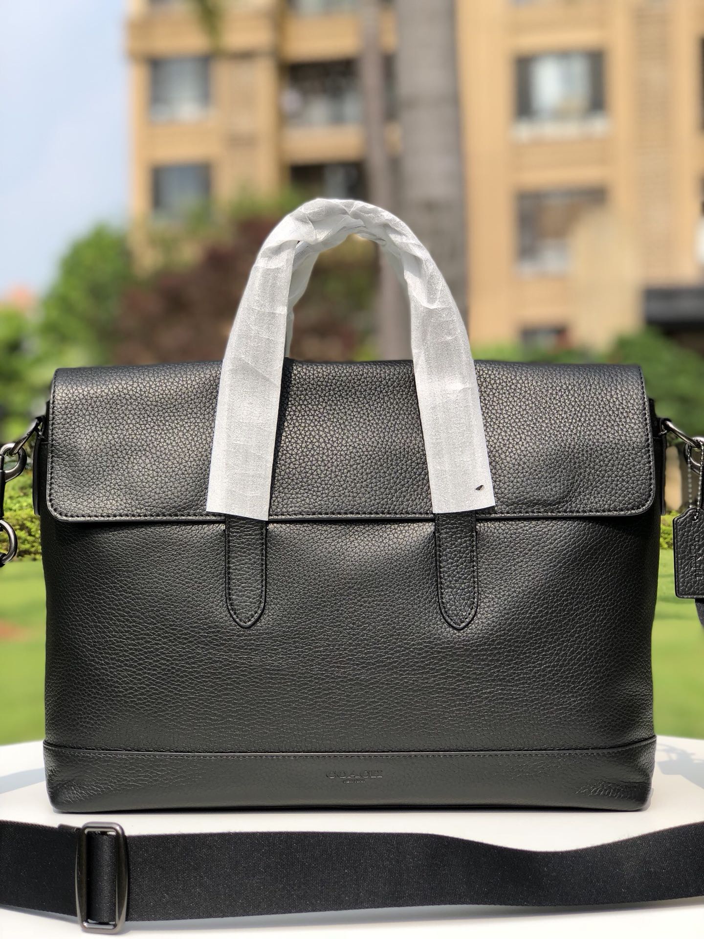 Coach C家 75757新款男士公文包，翻盖手提单肩斜挎休闲款，头层牛皮，内置安全拉链袋，非市场货 尺寸：38×7×28cm