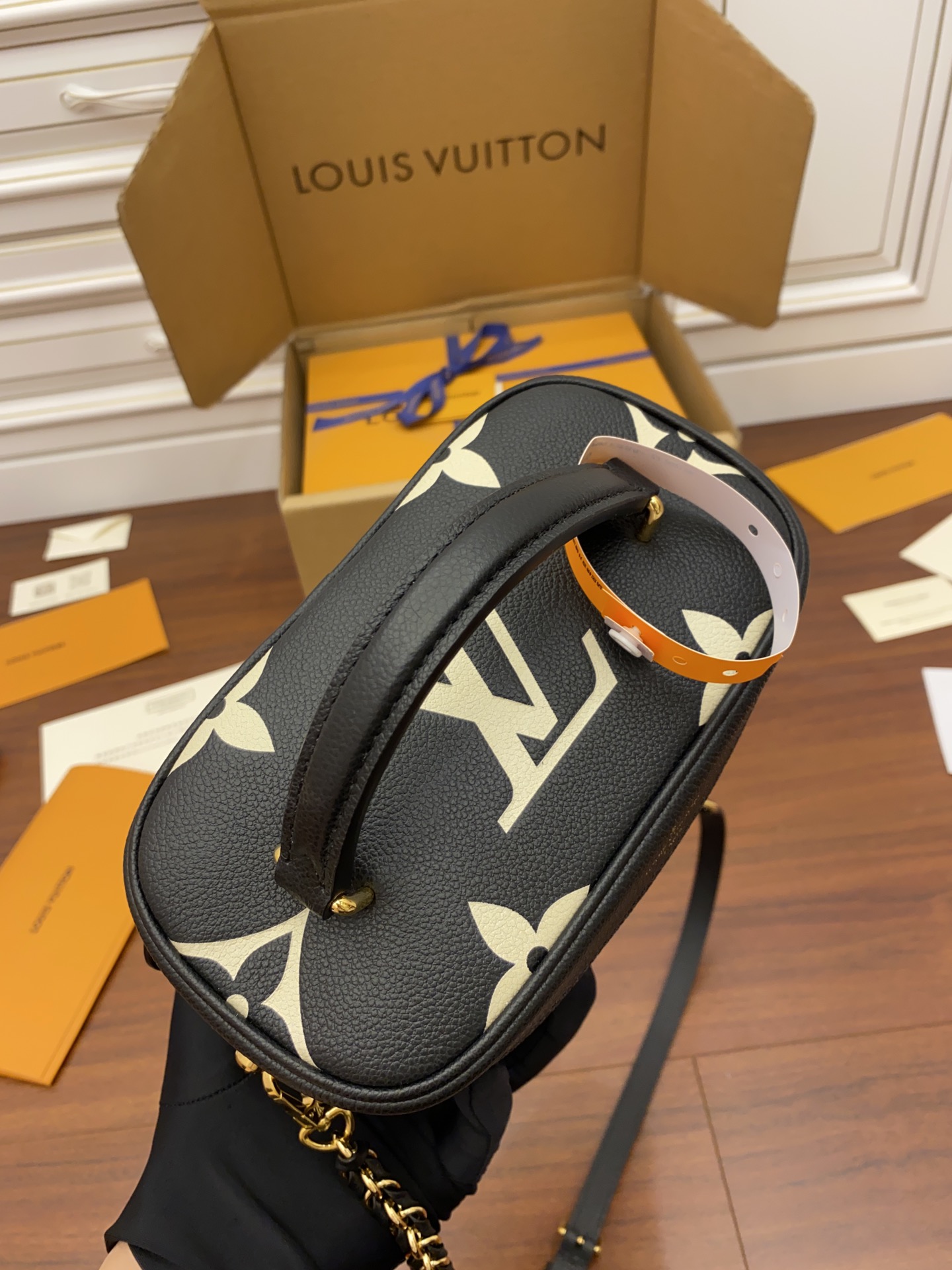 Louis Vuitton LV Vanity 小号化妆包 M45780