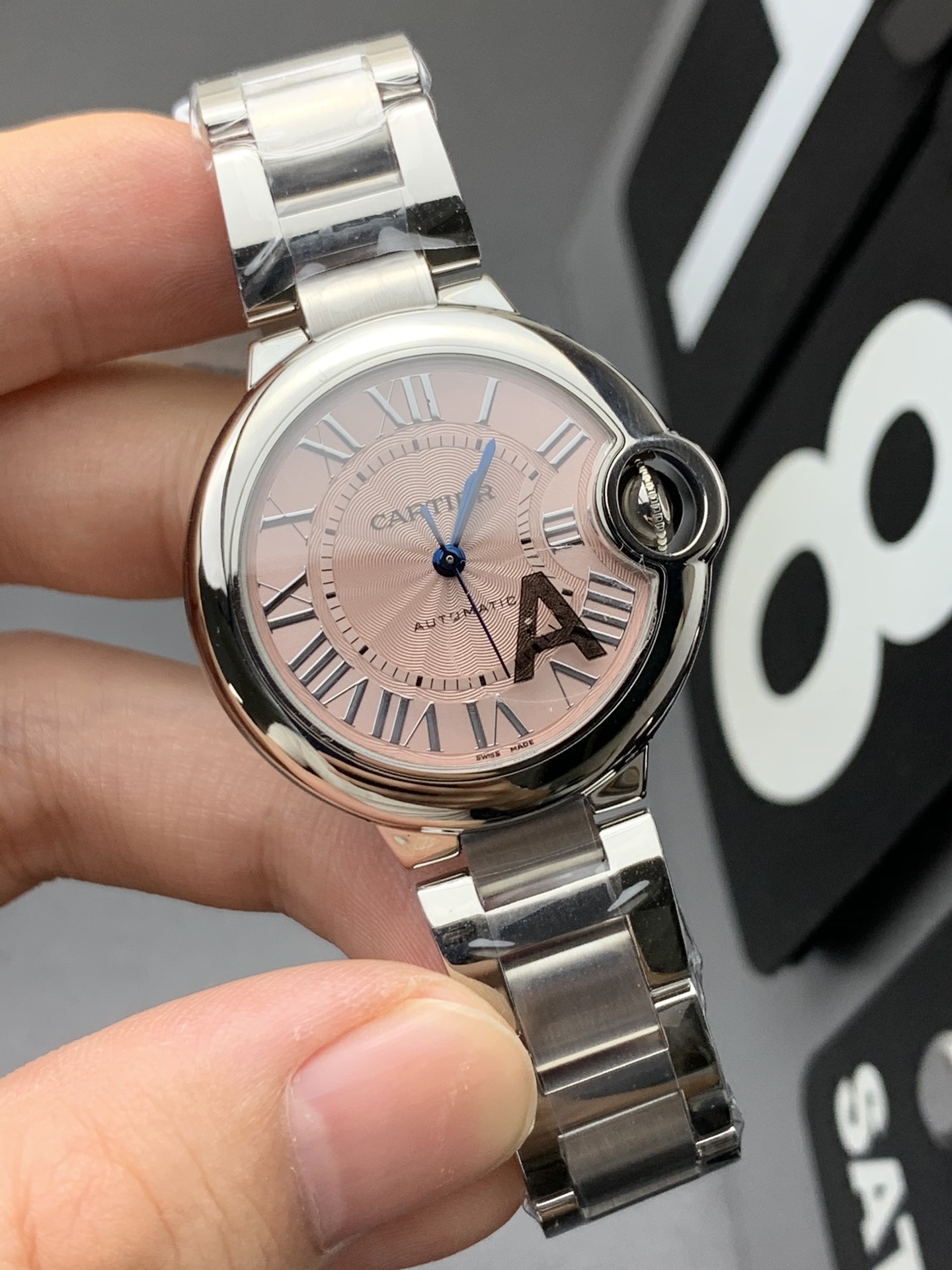 Cartier V6 33粉气球