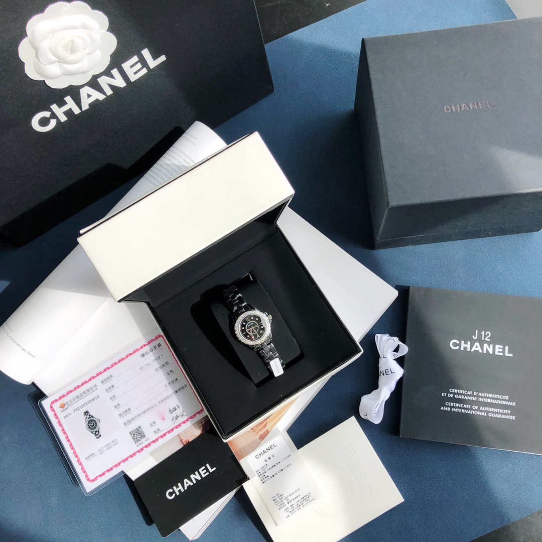 Часы Chanel