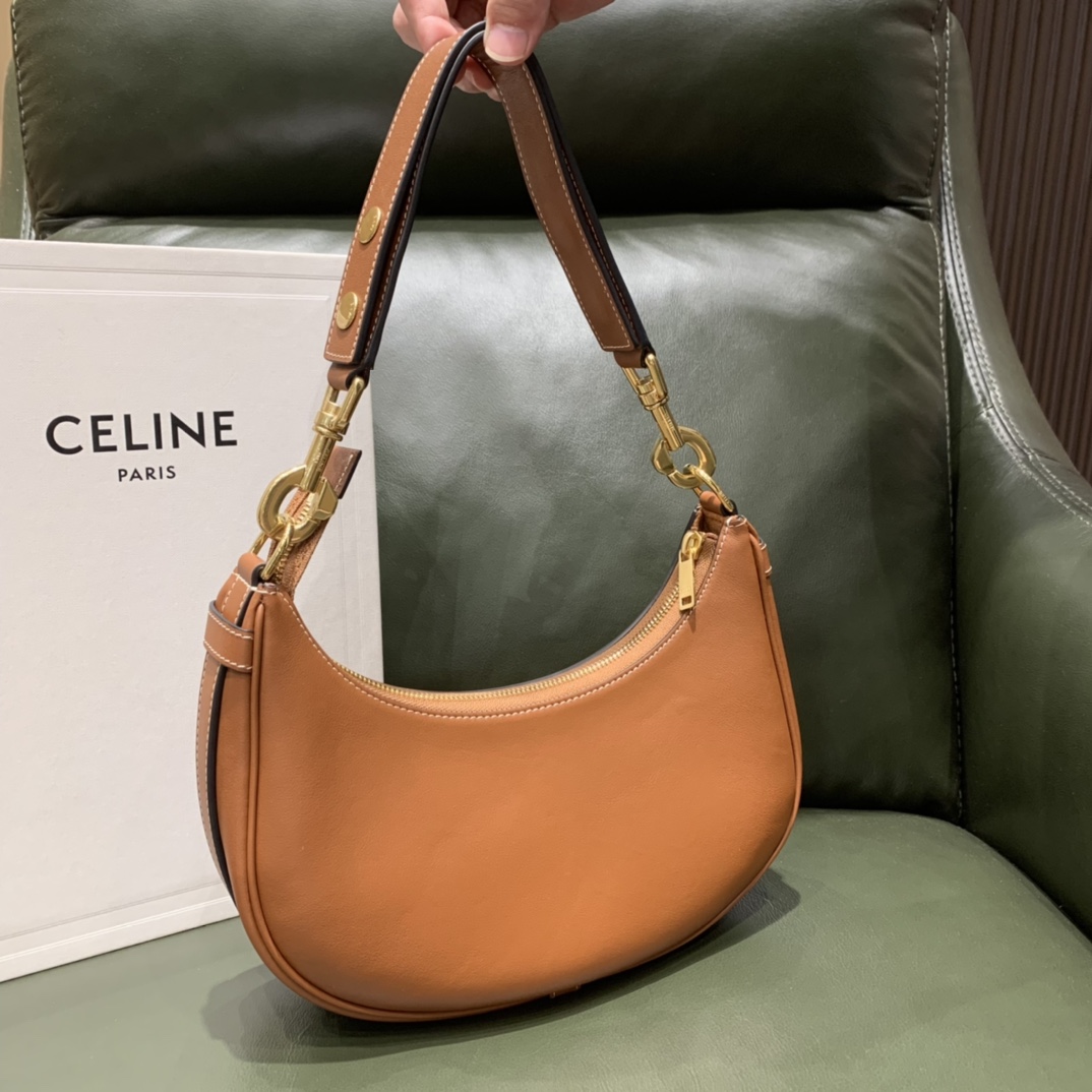 Celine AVA STRAP 腋下包 196923焦糖色