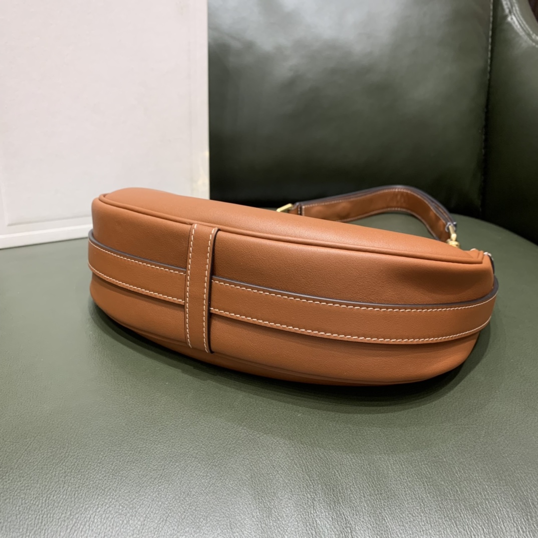Celine AVA STRAP 腋下包 196923焦糖色