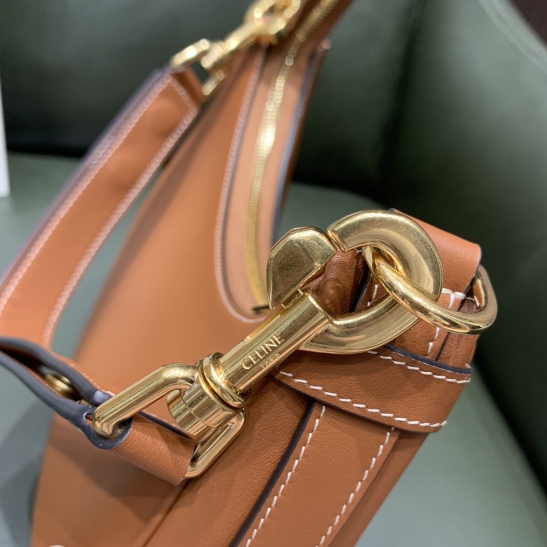 Celine AVA STRAP 腋下包 196923焦糖色