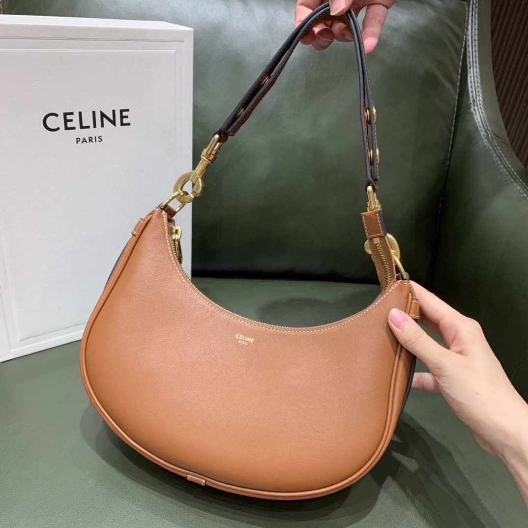 Celine AVA STRAP 腋下包 196923焦糖色