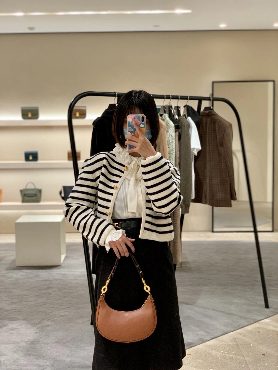 Celine AVA STRAP 腋下包 196923焦糖色