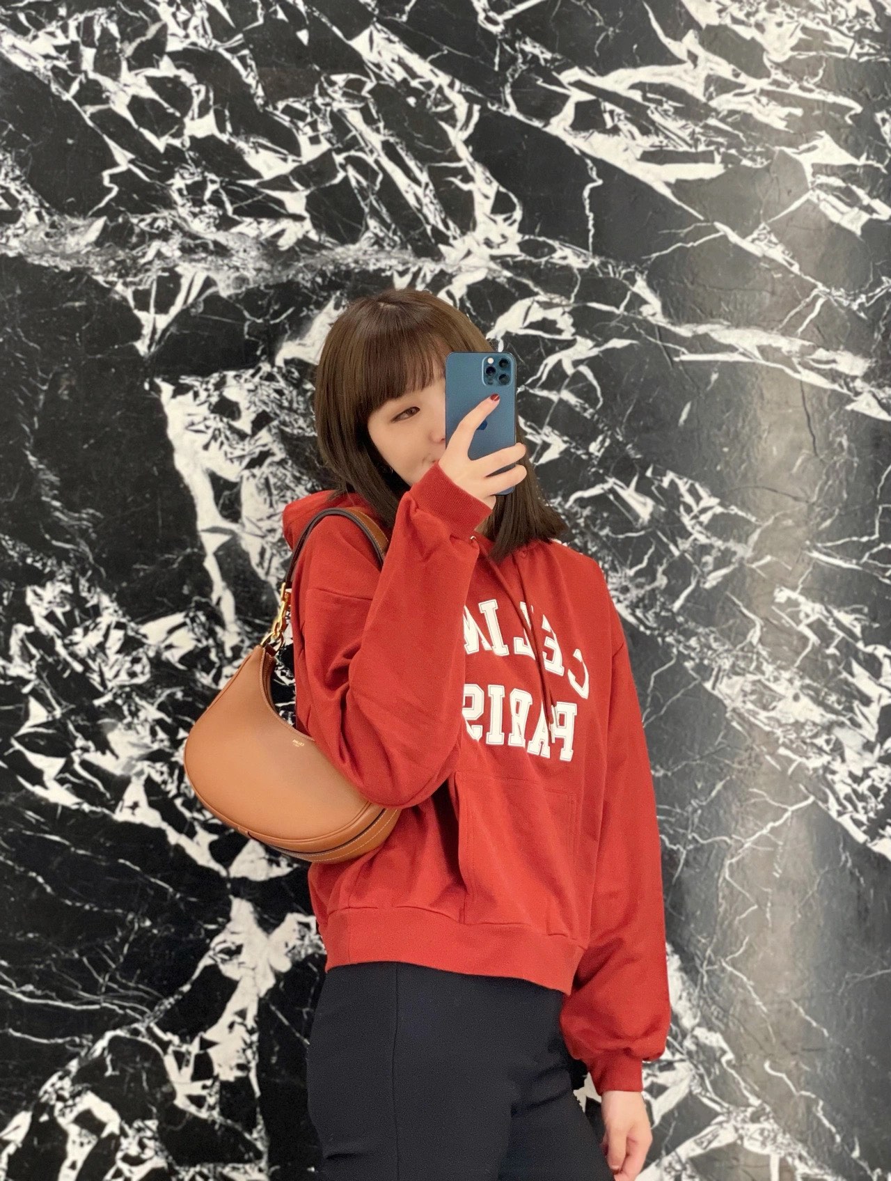 Celine AVA STRAP 腋下包 196923焦糖色