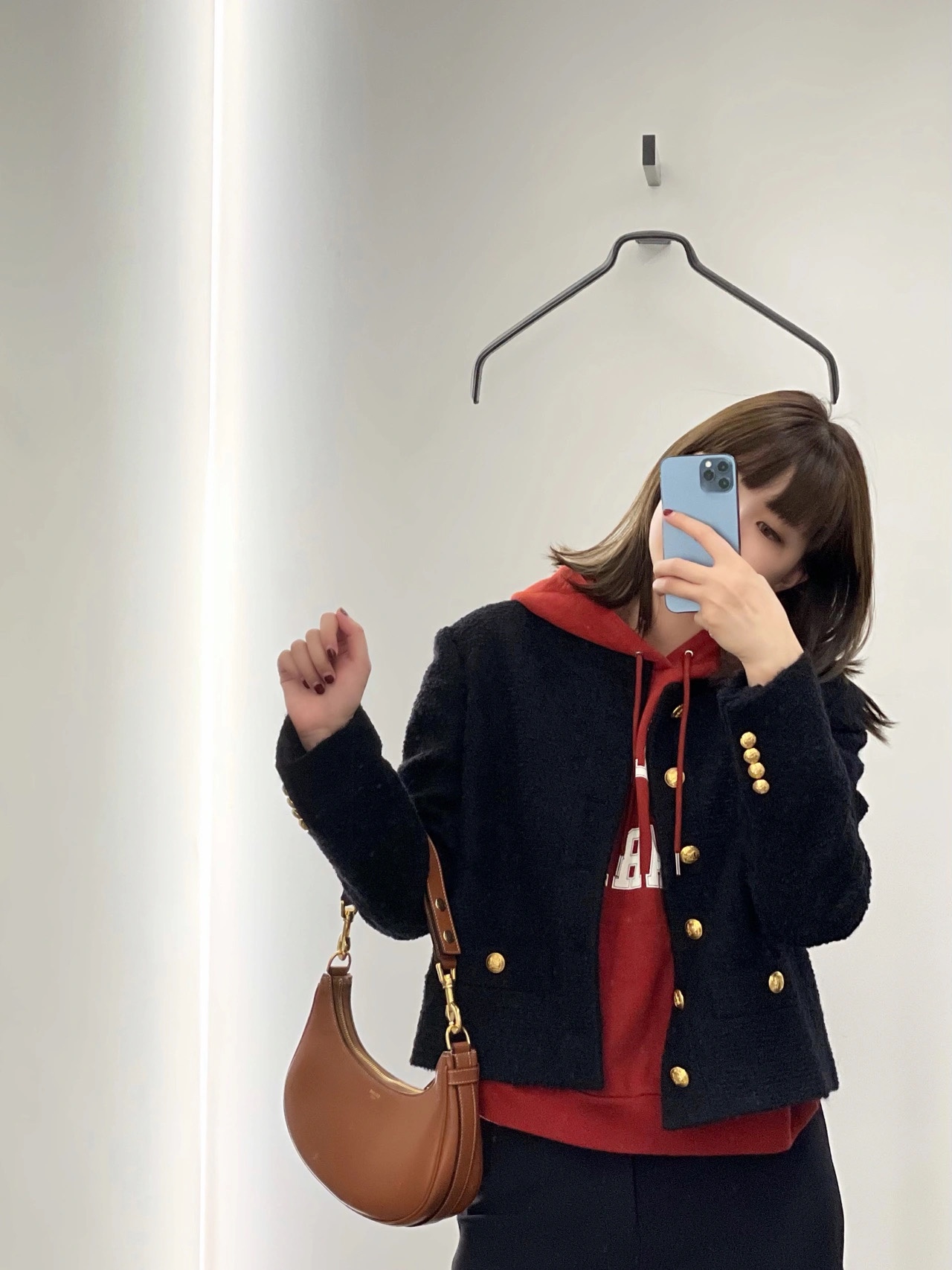 Celine AVA STRAP 腋下包 196923焦糖色