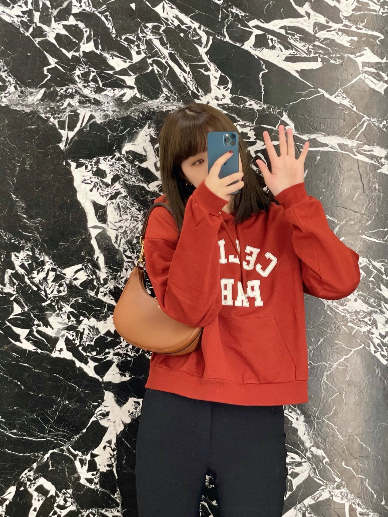 Celine AVA STRAP 腋下包 196923焦糖色