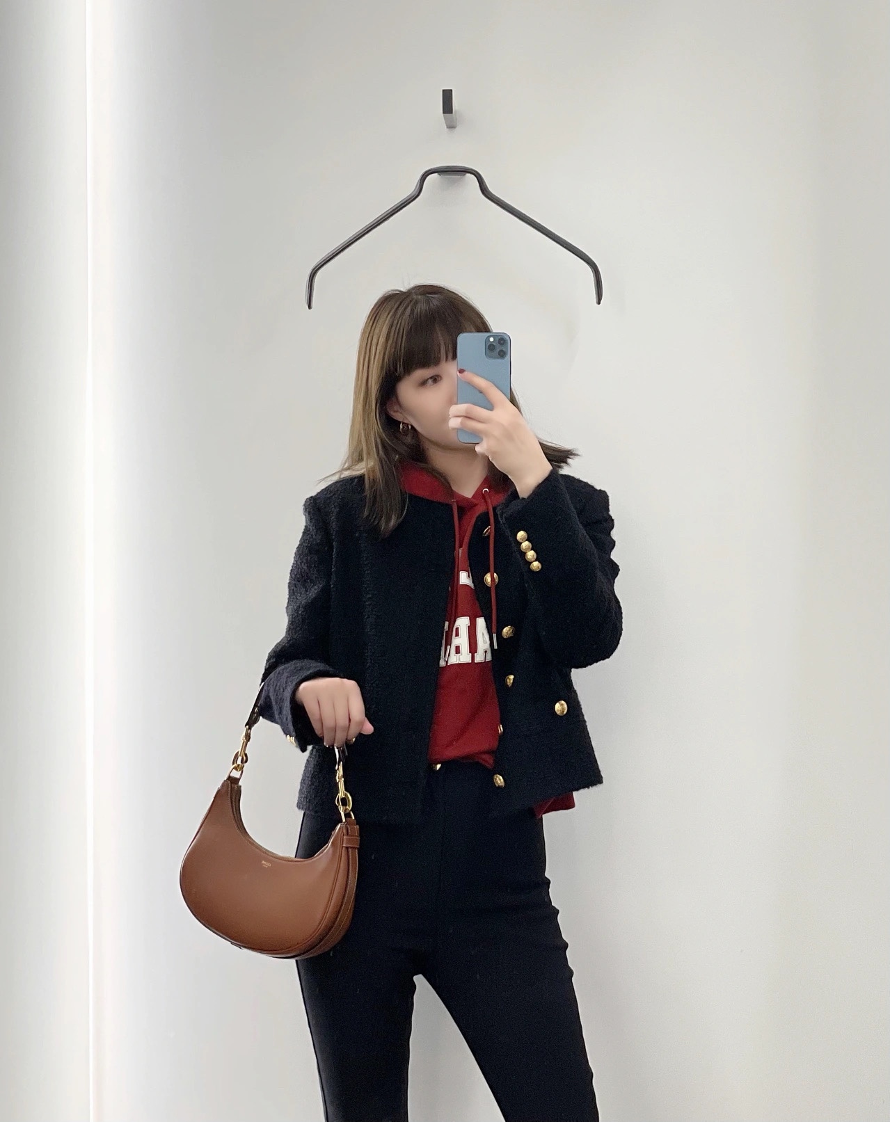 Celine AVA STRAP 腋下包 196923焦糖色