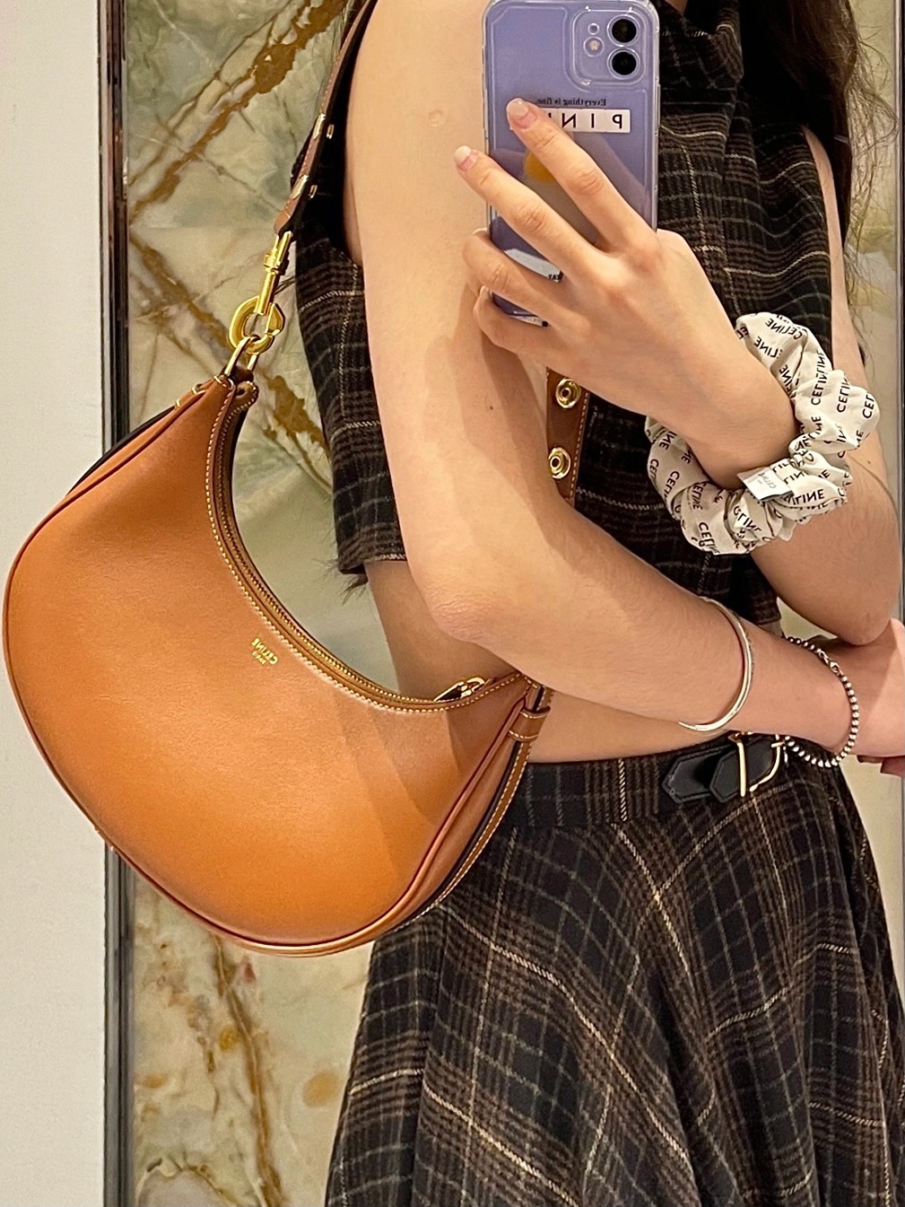 Celine AVA STRAP 腋下包 196923焦糖色