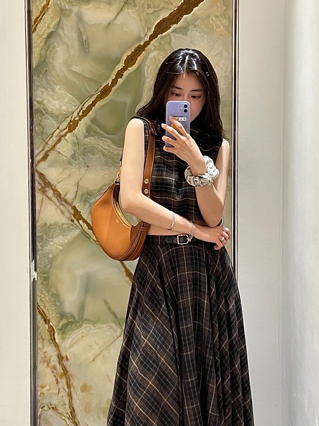 Celine AVA STRAP 腋下包 196923焦糖色