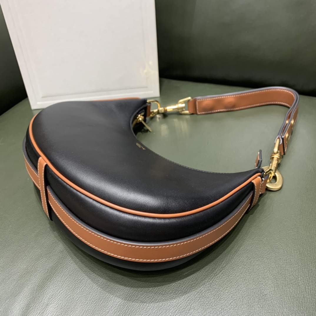 Celine AVA STRAP 腋下包 196923黑色