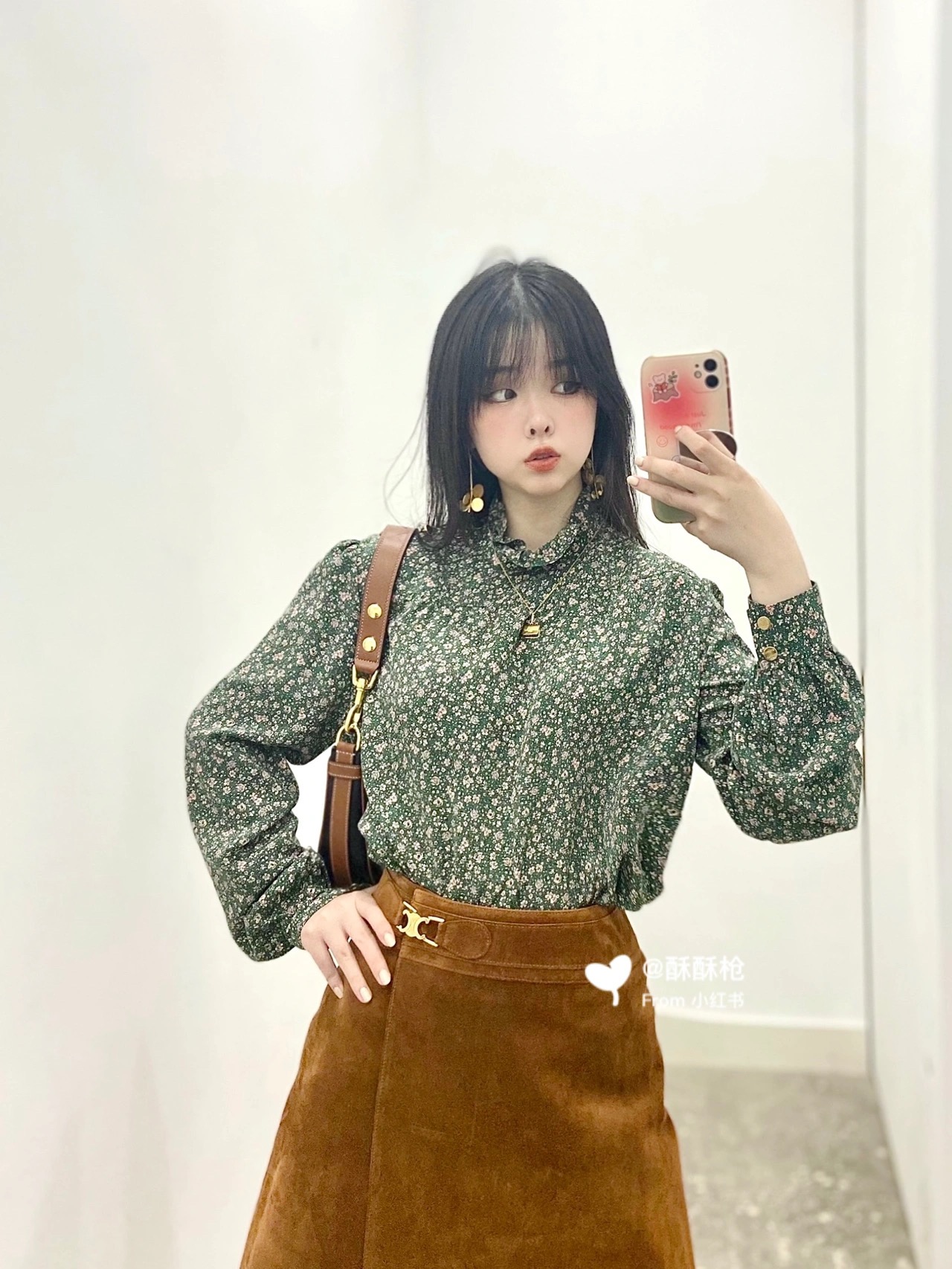 Celine AVA STRAP 腋下包 196923黑色