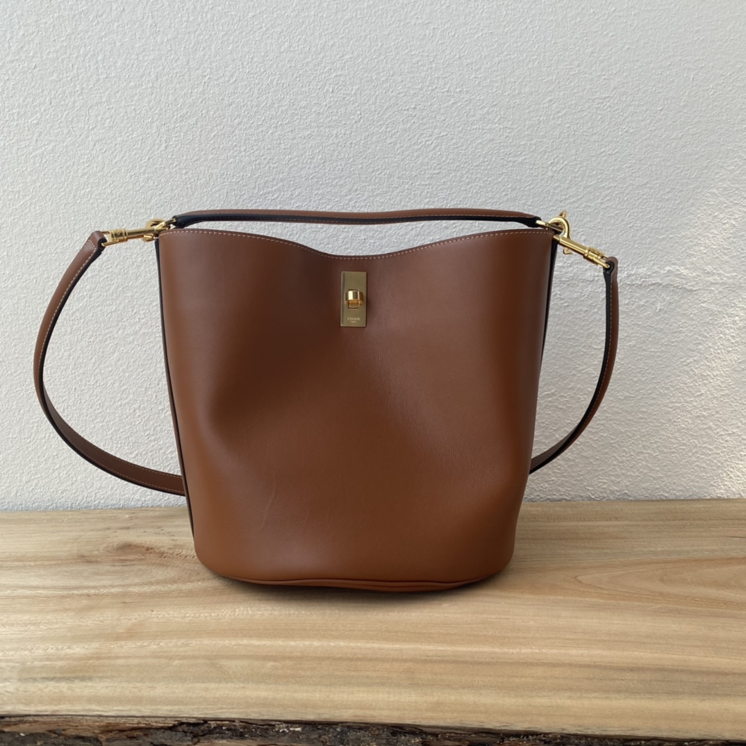 1860 BUCKET 16シリーズ水桶バッグ - 柔らかい牛皮とシンプルなデザイン