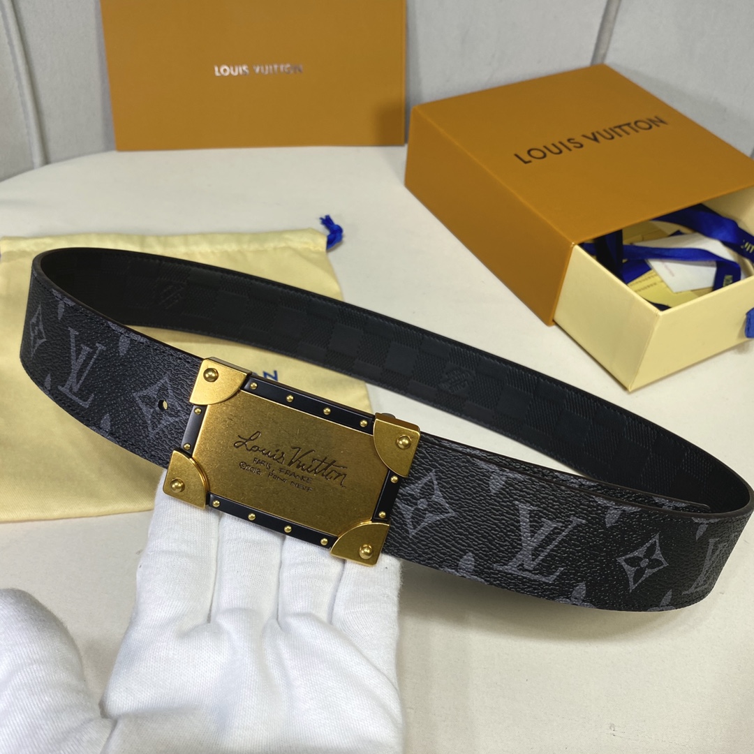 Louis Vuitton Belts Lattice Calfskin Cowhide