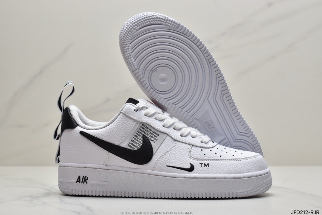 170  耐克/Nike Air Force 1 ′07 Low Premium ”White/Black”   空军一号经典 AJ7747-100