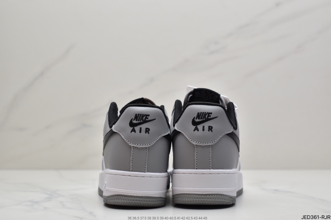 150 耐克Nike Air Force 1 Low ’07，空军一号低帮百搭休闲运动板鞋554724-091