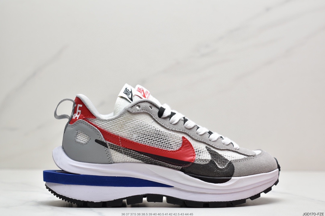 180 Sacai X NIKe regasus vaporrly SP 华夫三代3.0走秀