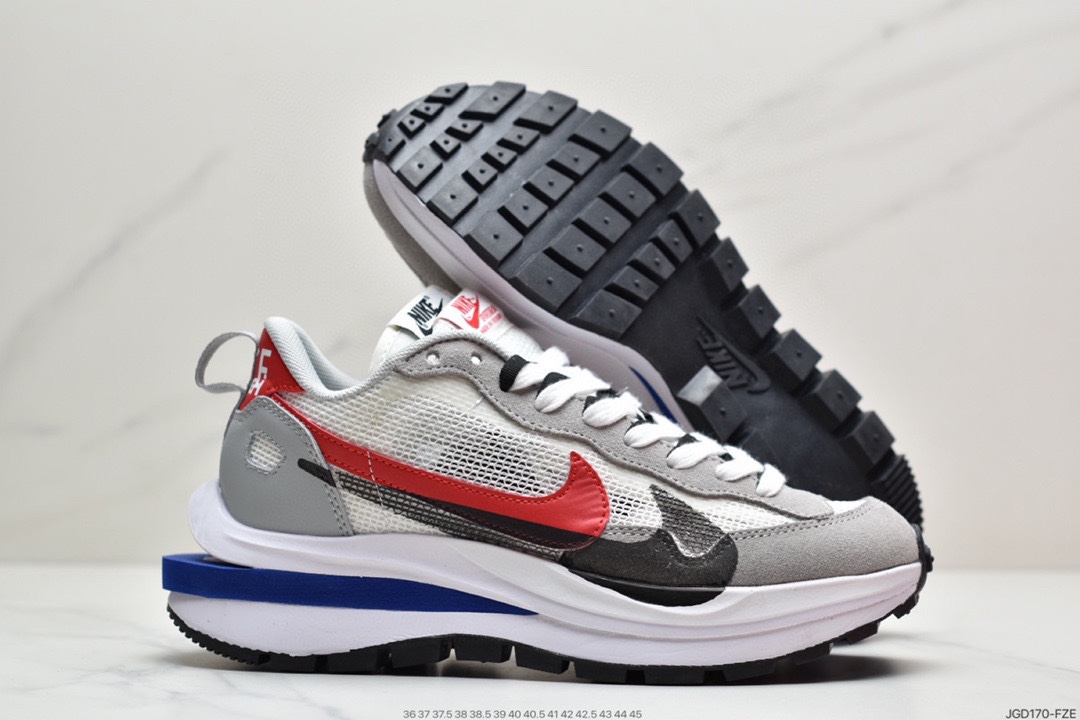 180 Sacai X NIKe regasus vaporrly SP 华夫三代3.0走秀