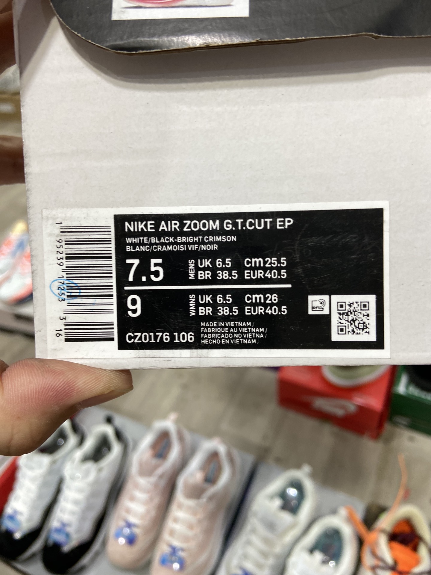 240 耐克Nike Air Zoom G.T.Cut男女篮球鞋 G.T. Cut专为力求在场上大展身手的篮球运动员打造CZ0176-106