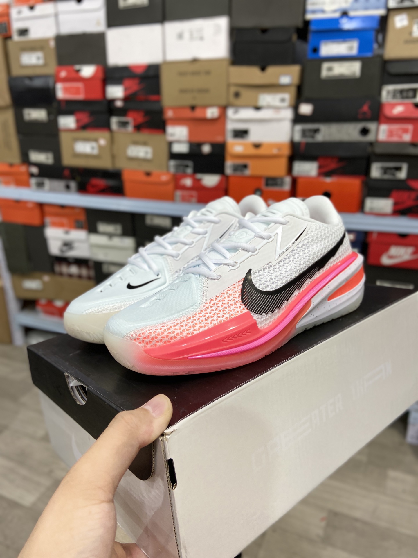 240 耐克Nike Air Zoom G.T.Cut男女篮球鞋 G.T. Cut专为力求在场上大展身手的篮球运动员打造CZ0176-106
