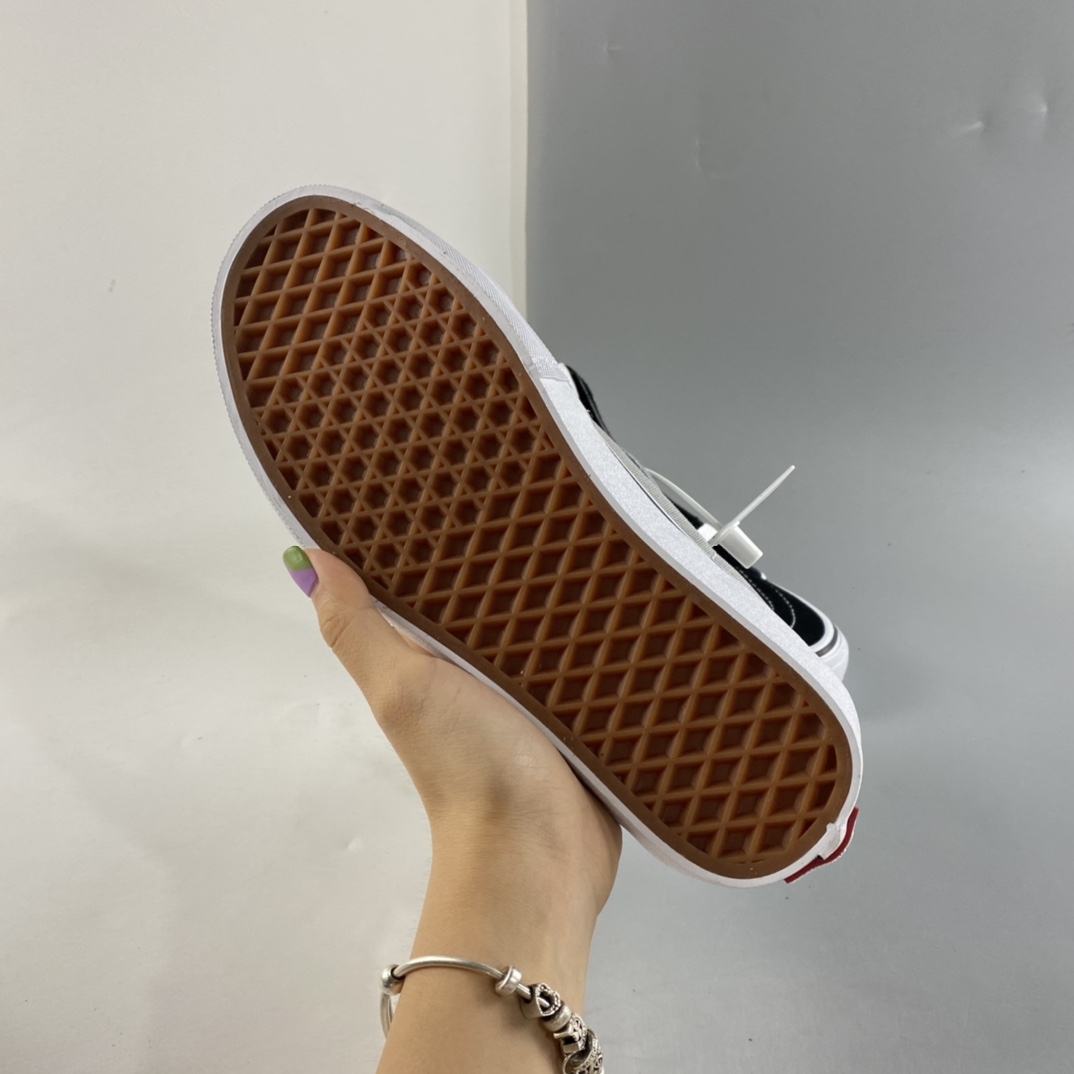 P160  Vans Sk8 Hi 黑灰撞色拼接高帮休闲帆布鞋男女款潮流滑板鞋 VN0A45JD2LB