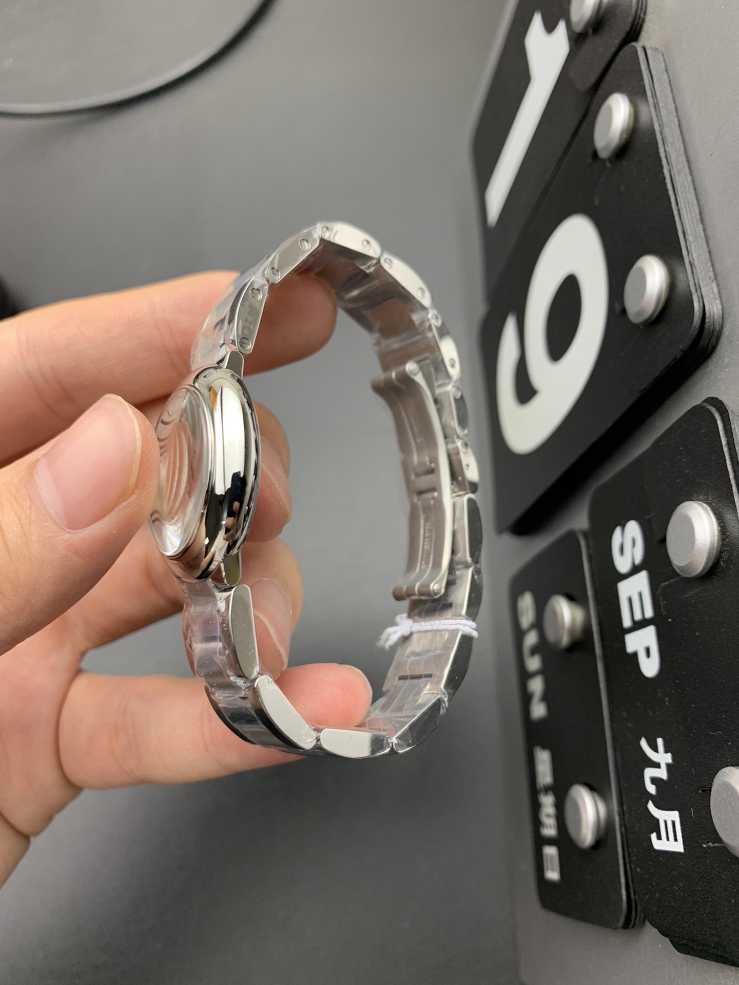 Cartier V6 28气球