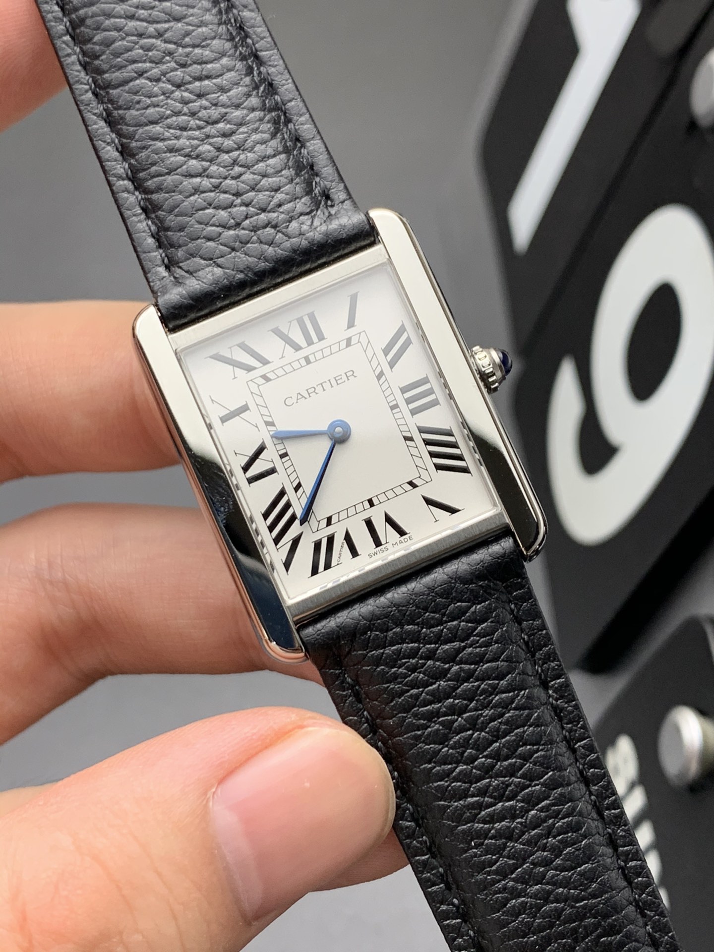 Cartier K11 石英坦克