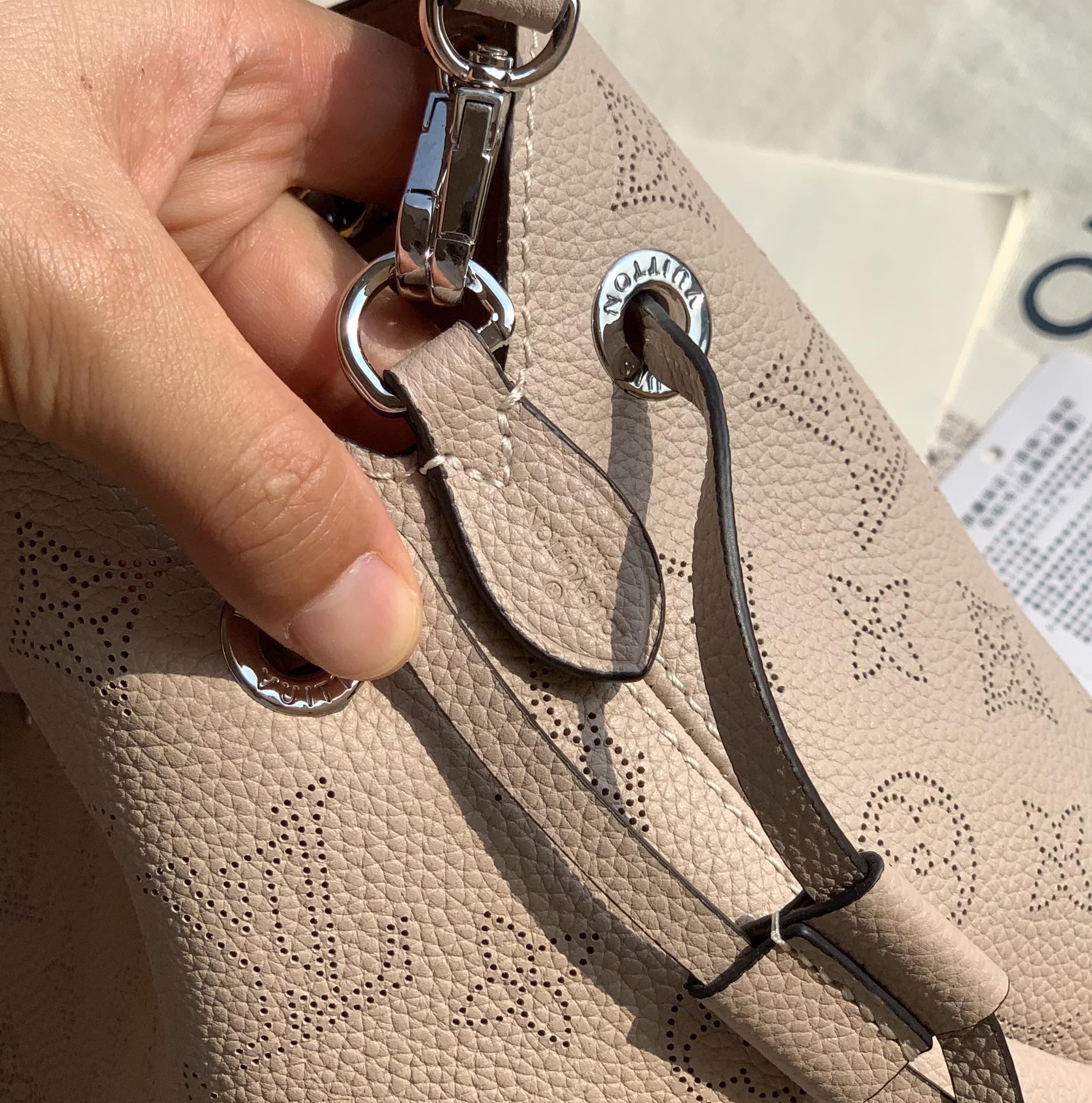 🌼 m57070尺寸19 x 22 x 14 cm灰紫色 “王炸”殿神级的颜值，对于拥有神仙颜值这款水桶